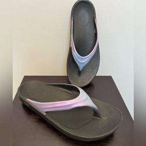 Oofos  Women's Oolala Luxe Sandal in Calypso - Size 10